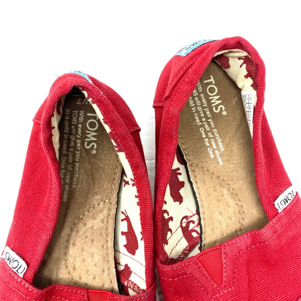 Toms - Picture 4 of 7